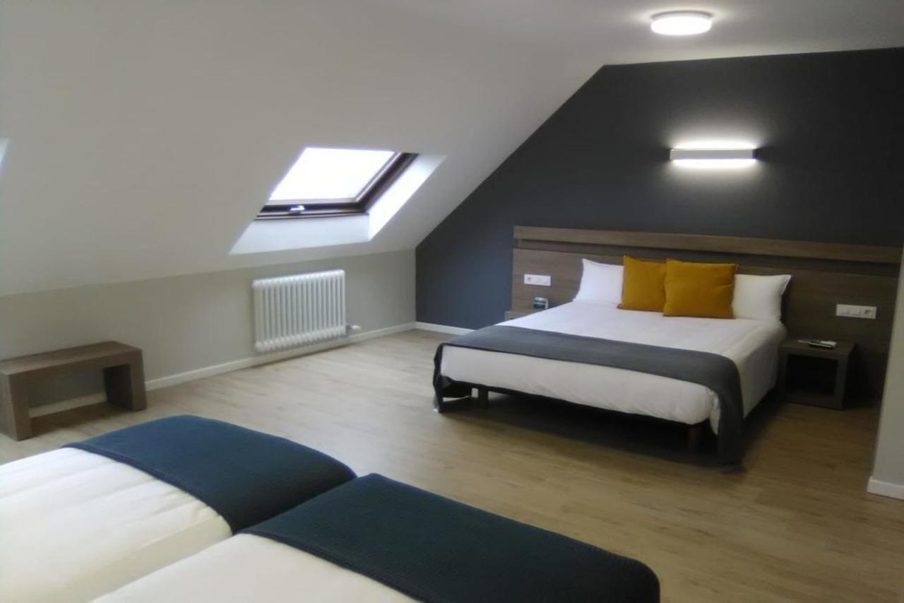 Hotel Alda Estacion Понтеведра Екстериор снимка