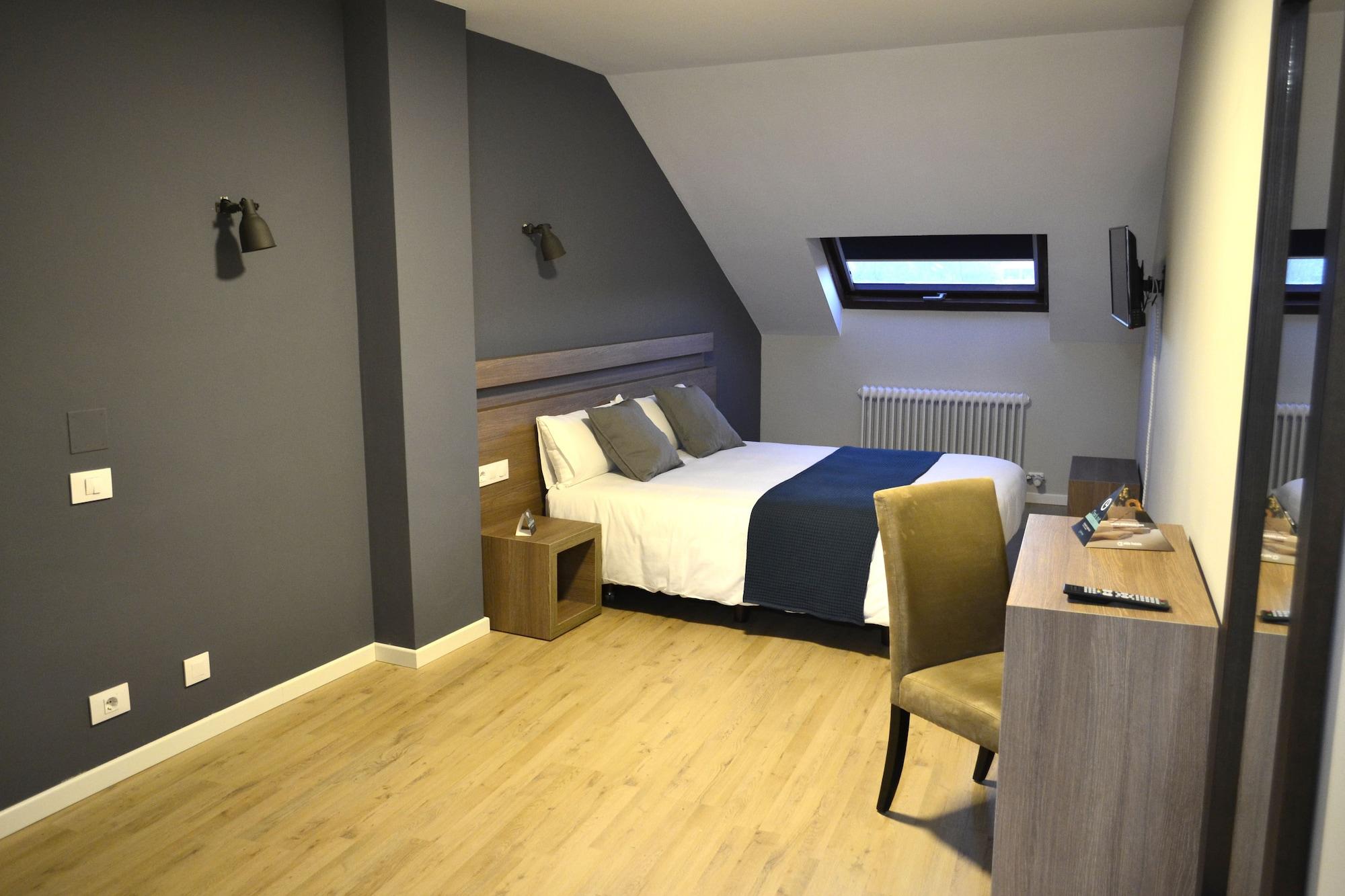 Hotel Alda Estacion Понтеведра Екстериор снимка